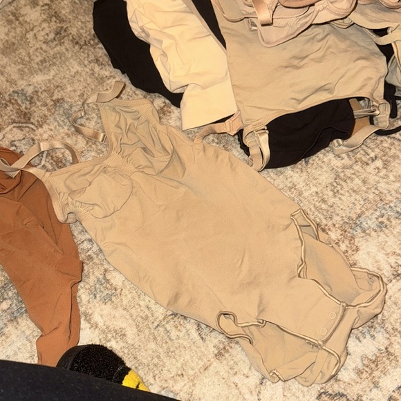 skims new version seamless sculpt brief bodysuit - Picture 6 of 8